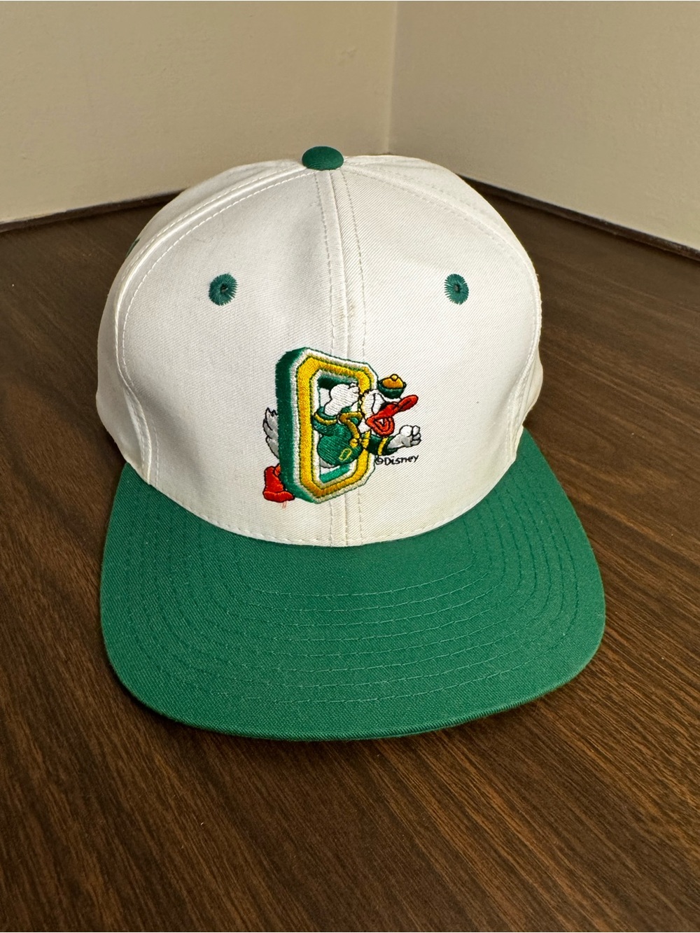 Vintage Oregon Ducks Donald Duck Snapback Hat NCAA Disney Licensed Cap